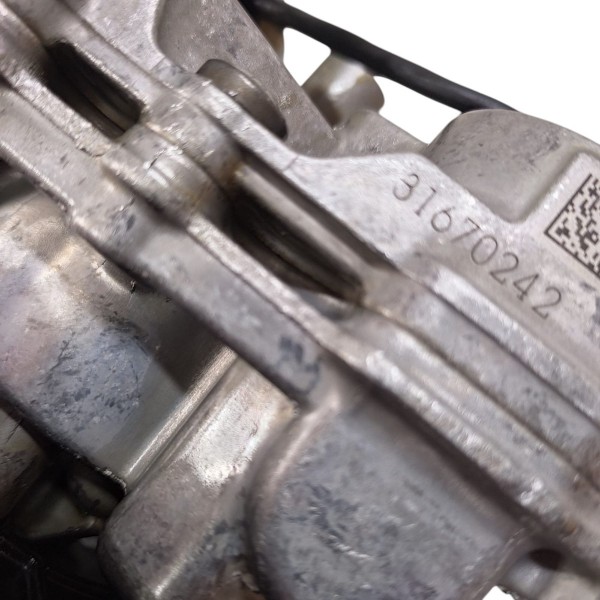 Bomba  Óleo Volvo Xc60 T5 V40 31670242