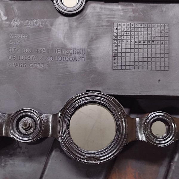 Tampa Válvula Vw Jetta 2.5 5cc 07k103475e