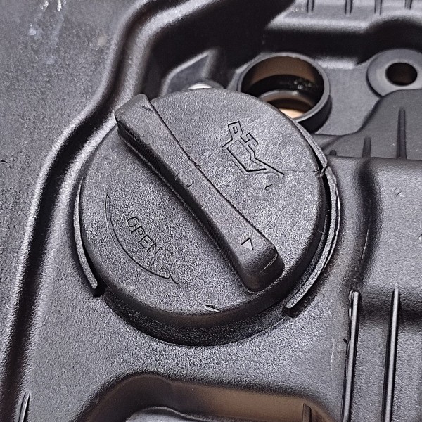 Tampa Válvula  Hyundai Ix35 2.0 Flex 2019 224102e010