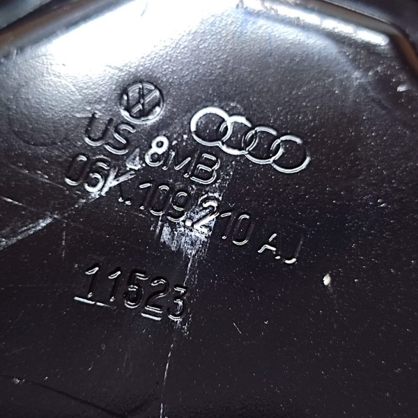 Tampa Frontal Motor Vw Tiguan R-line 2.0 06k109210aj